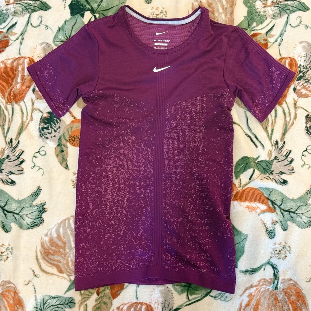 Women’s Nike XS work out top with DRI-FIT ADV technology